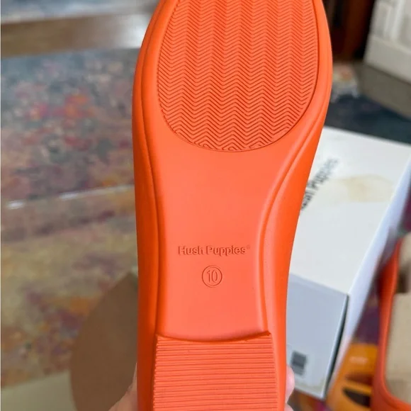 Women's Orange Hush Puppies Flats - Picture 3 of 4